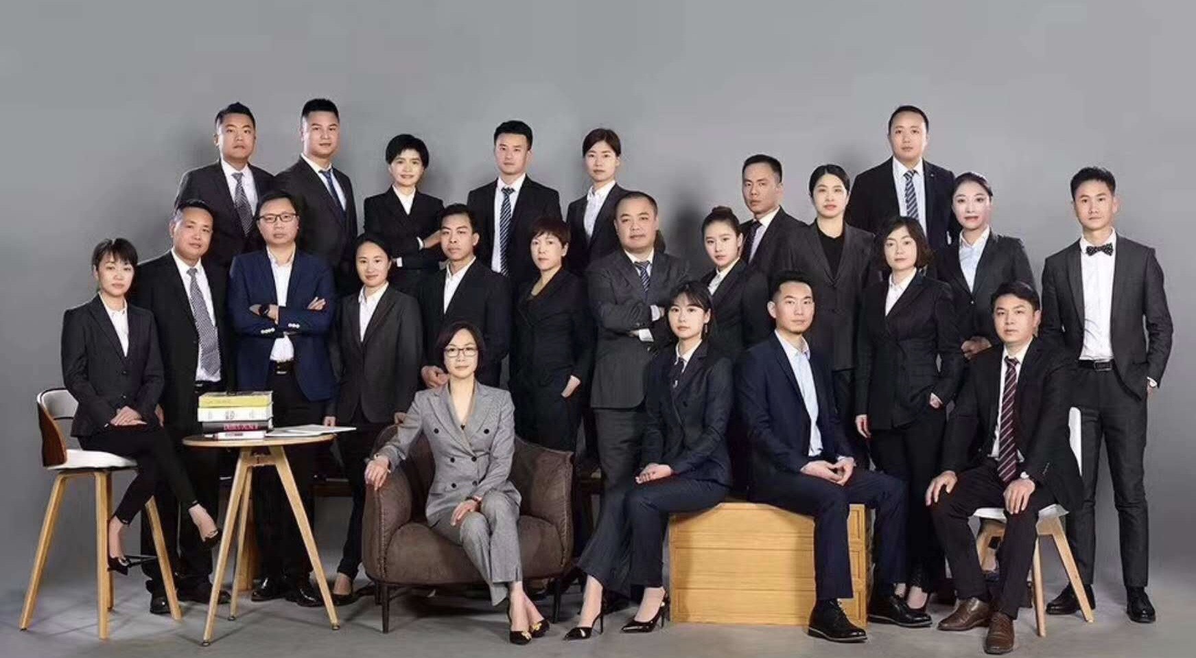 浙江职业西服套装量身定制,工作服量身定制西服畅销全国