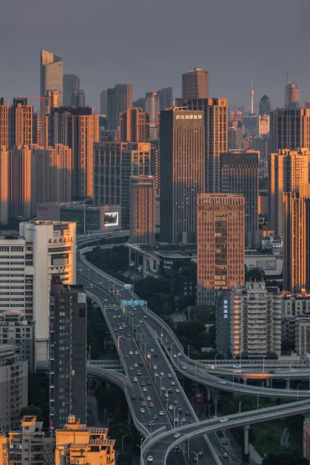 合肥城建和万科哪个好,合肥城建对比无锡