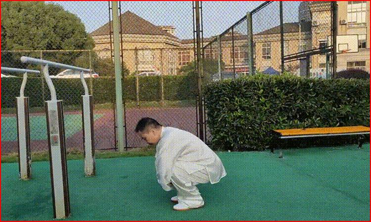 体前屈的辅助强化锻炼