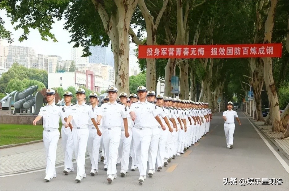 足球诗人贺炜央视世界杯,足球回忆录贺炜