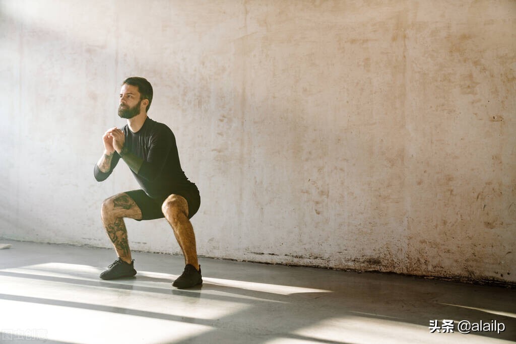 膝盖受伤后恢复跑步的正确步骤,跑步导致的膝盖疼休息多久能恢复