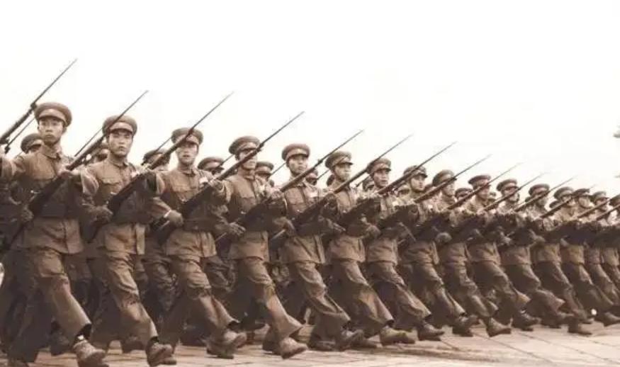 蒙哥马利参观延安澡堂,蒙哥马利参观中国军营