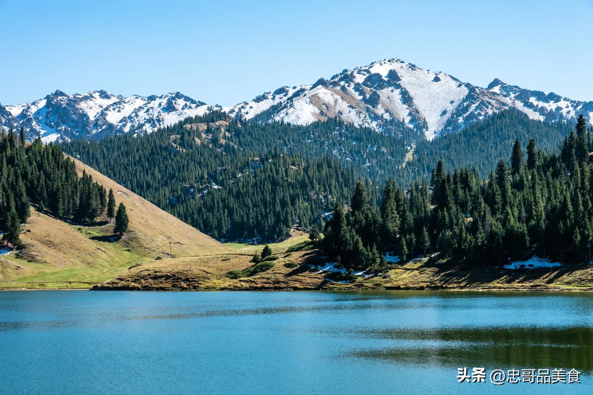 日落晚霞映照九曲十八弯,日落黄昏的九曲十八弯