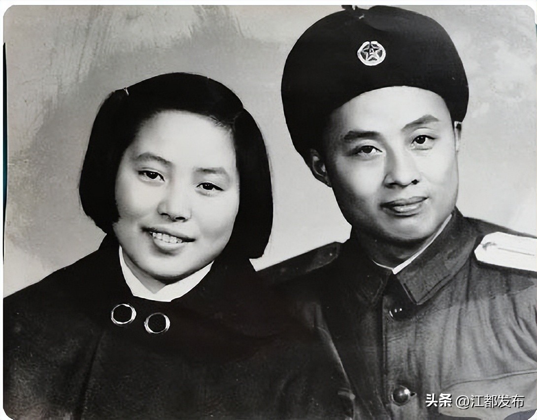 季德胜蛇王视频,季德胜蛇药片治大出血