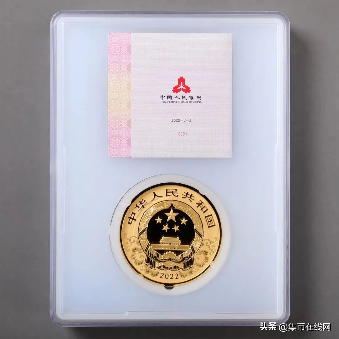 100个纯金纪念币,10000元的纯金纪念币