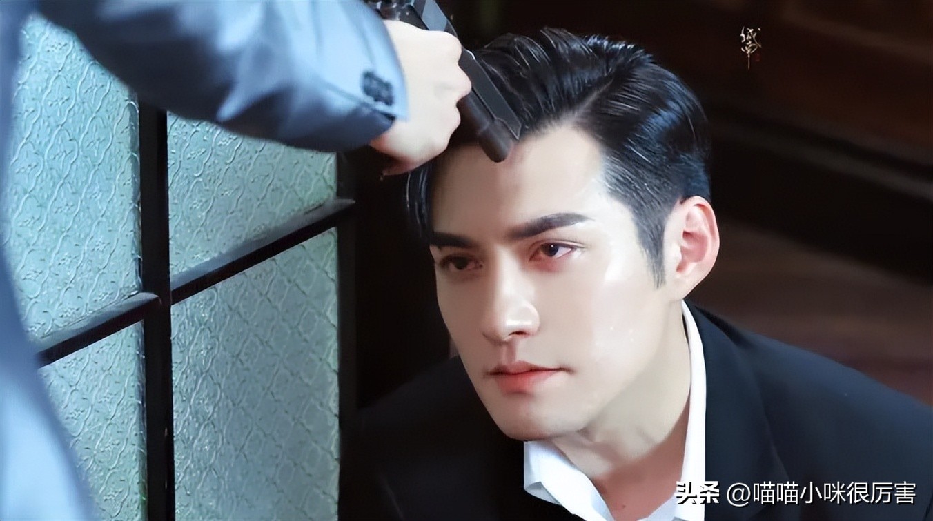 靠刘海撑起来的颜值,靠刘海撑起的颜值男生