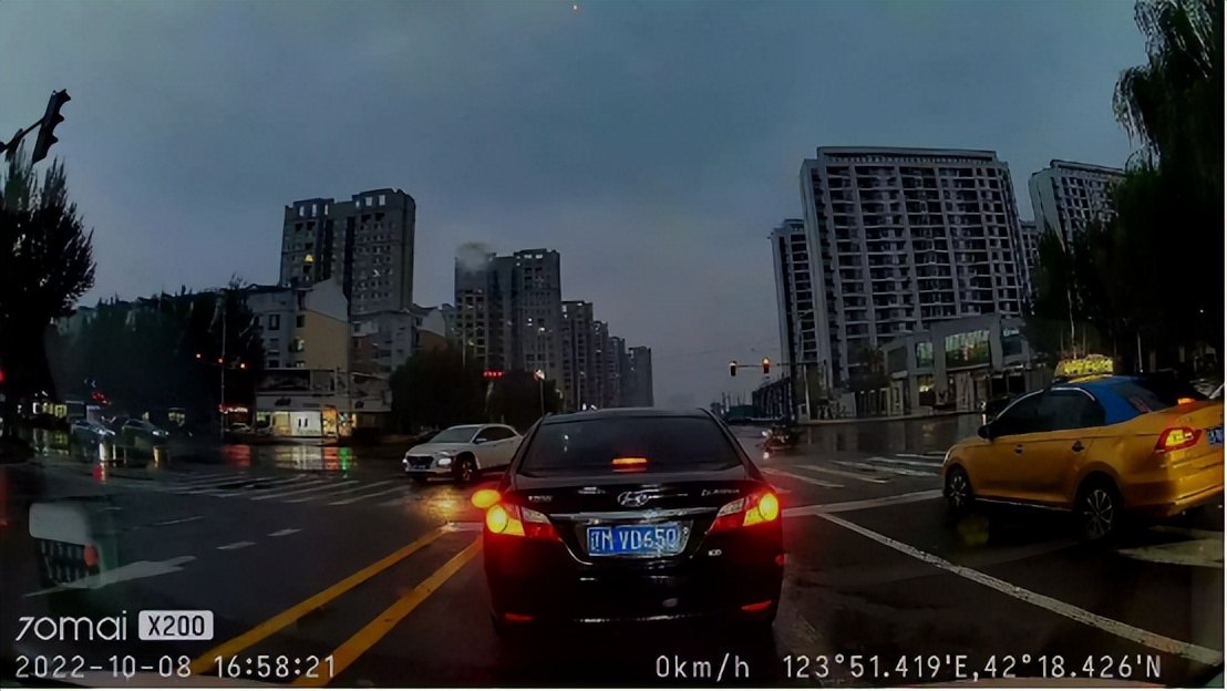 五菱迷你行车记录仪测评,五菱mini升级360全景记录仪