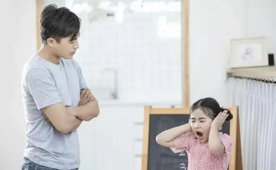 蹇冪悊瀛﹀缁欑埗姣嶇殑蹇犲憡,蹇冪悊瀛︾煡璇嗗垎鏋愯鐖舵瘝鍐疯惤