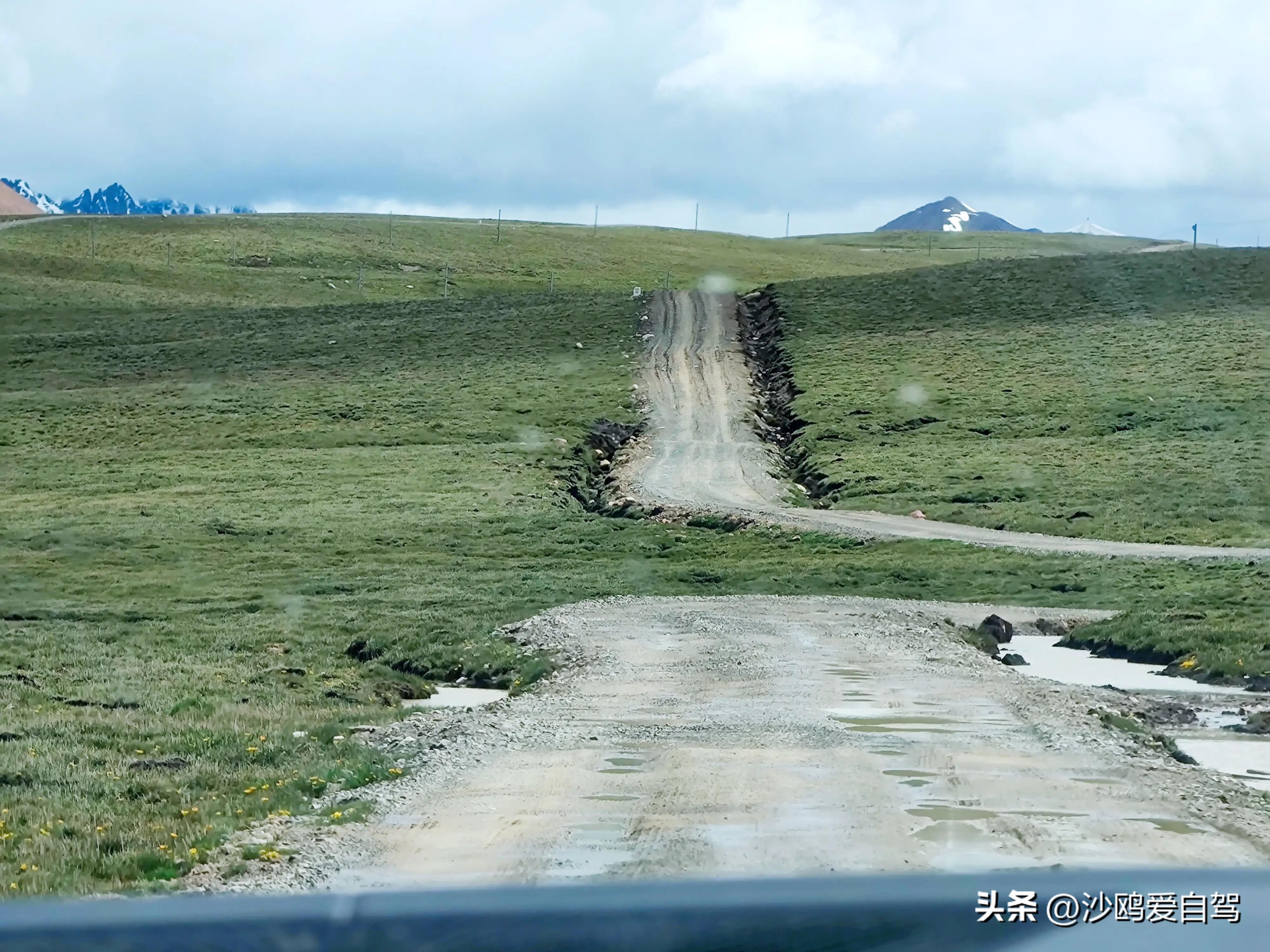 西藏自驾游三大圣湖,自驾西藏行摄之旅米堆冰川