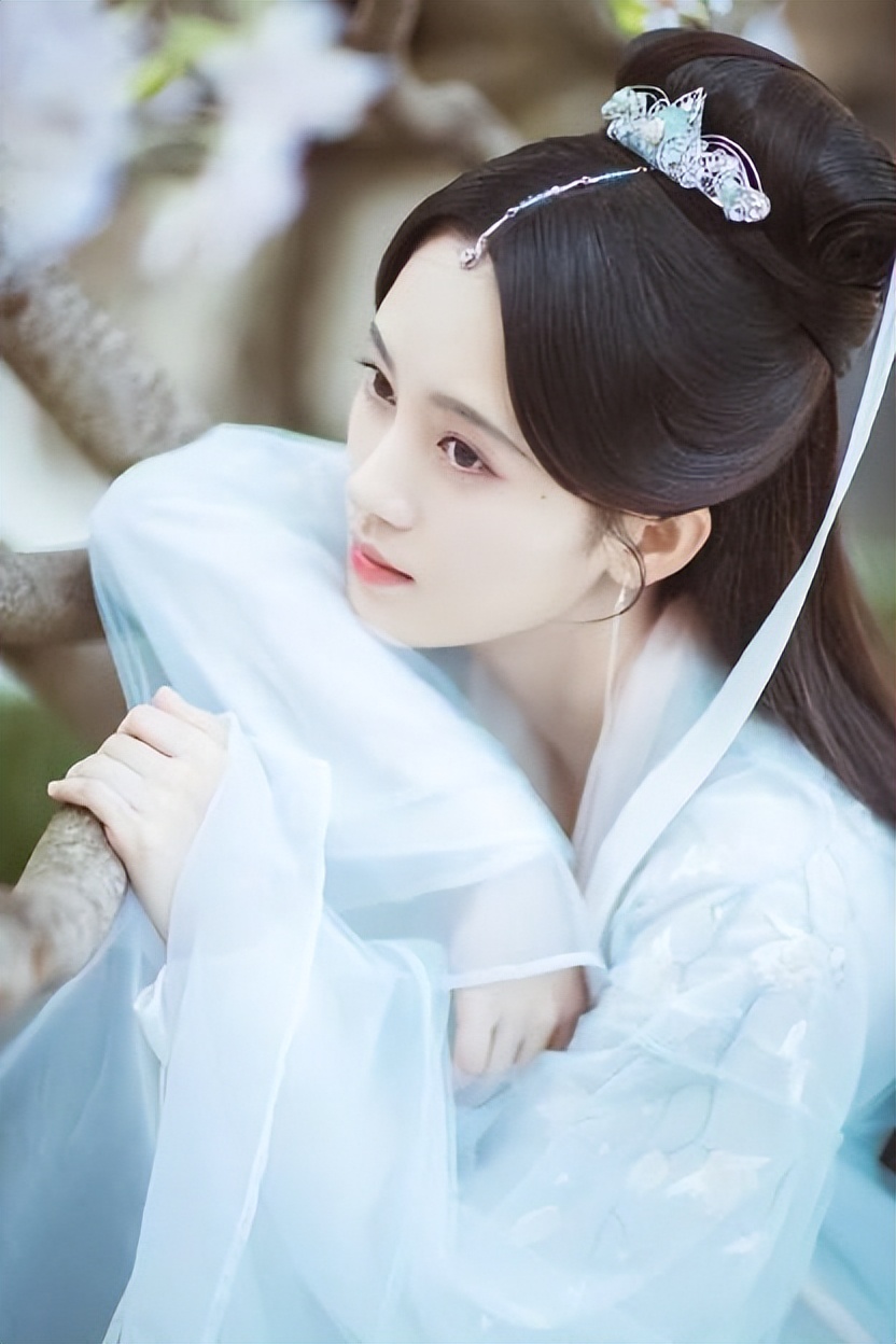 难以超越的13个经典角色,新旧对比15位毁经典的辣眼睛角色