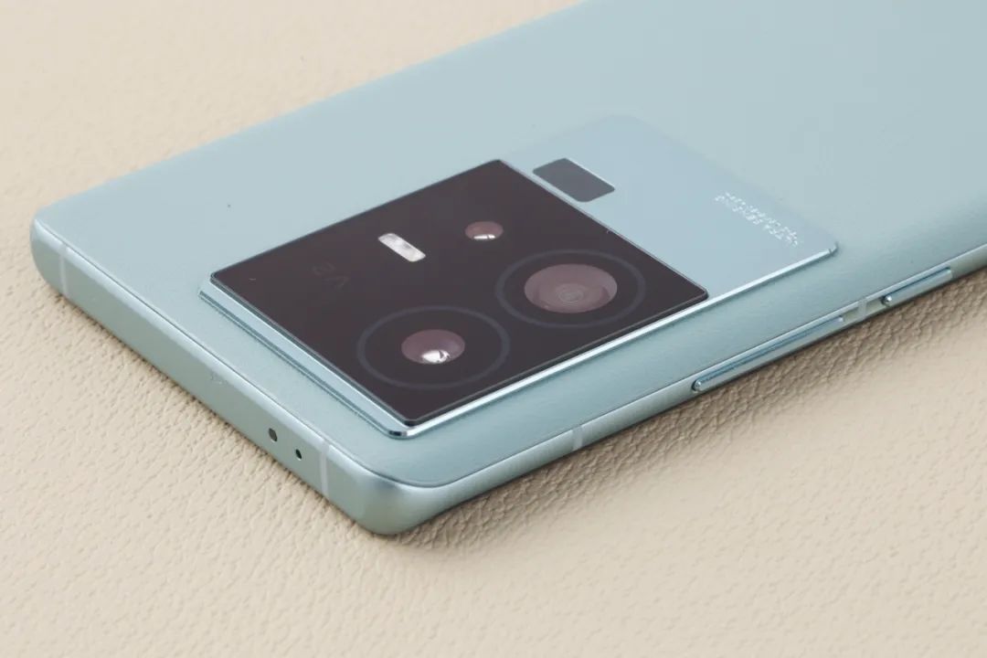 iqoo11pro全面测评,强悍旗舰iqoo11pro