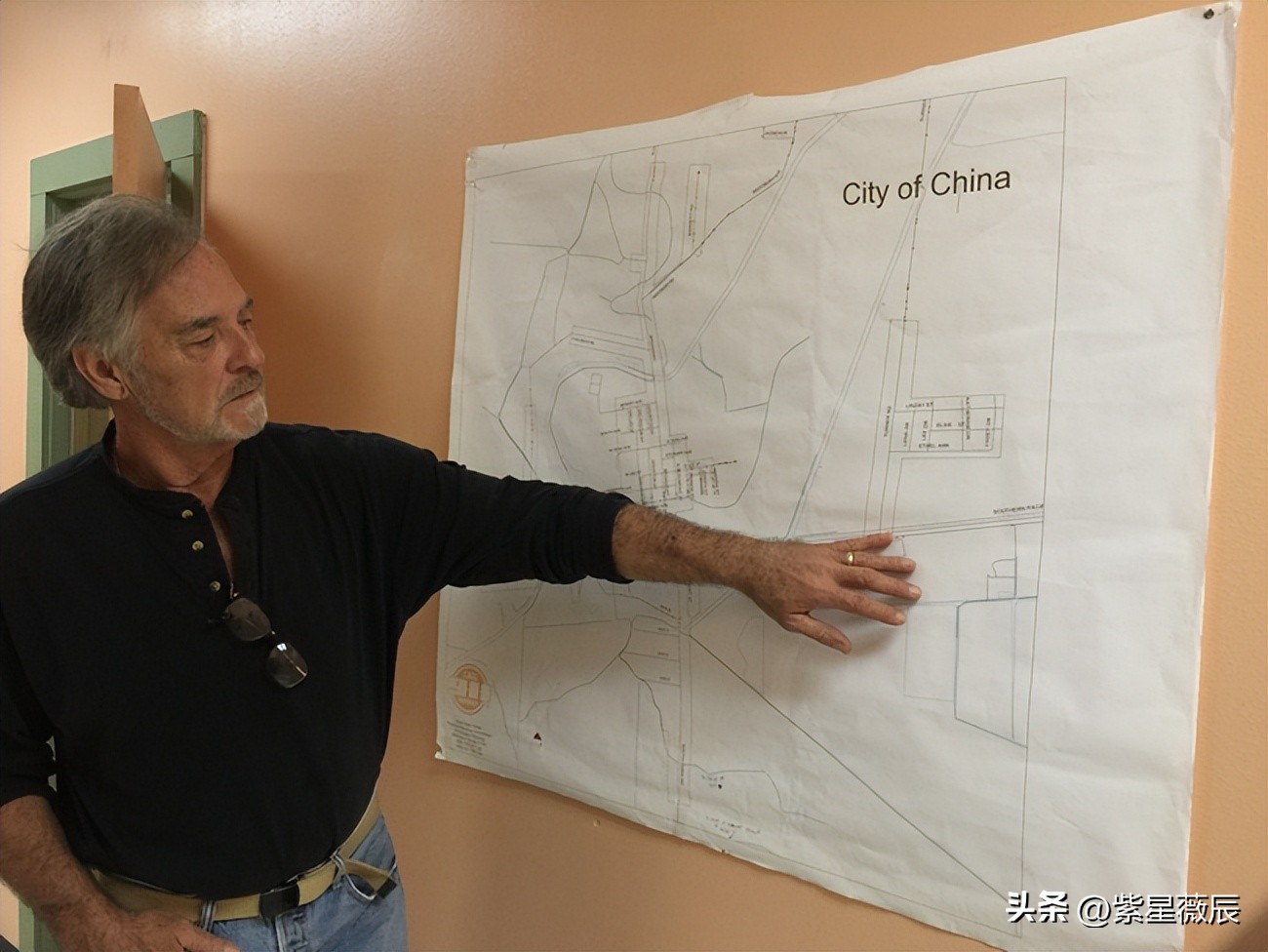 除了我国外，世界上还有两地也叫“中国”，分别在哪里？