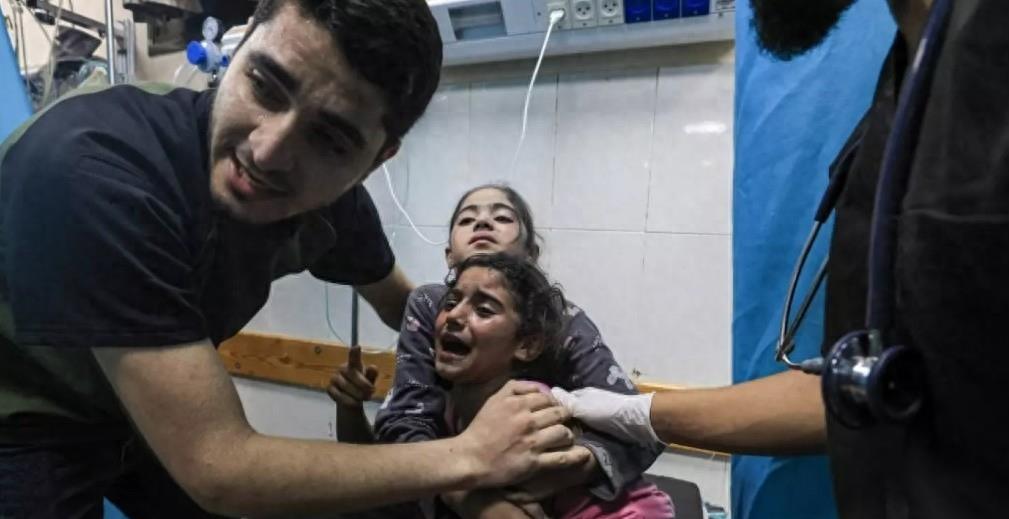 拜登谈加沙医院遭袭事件,以色列进入加沙伤亡情况