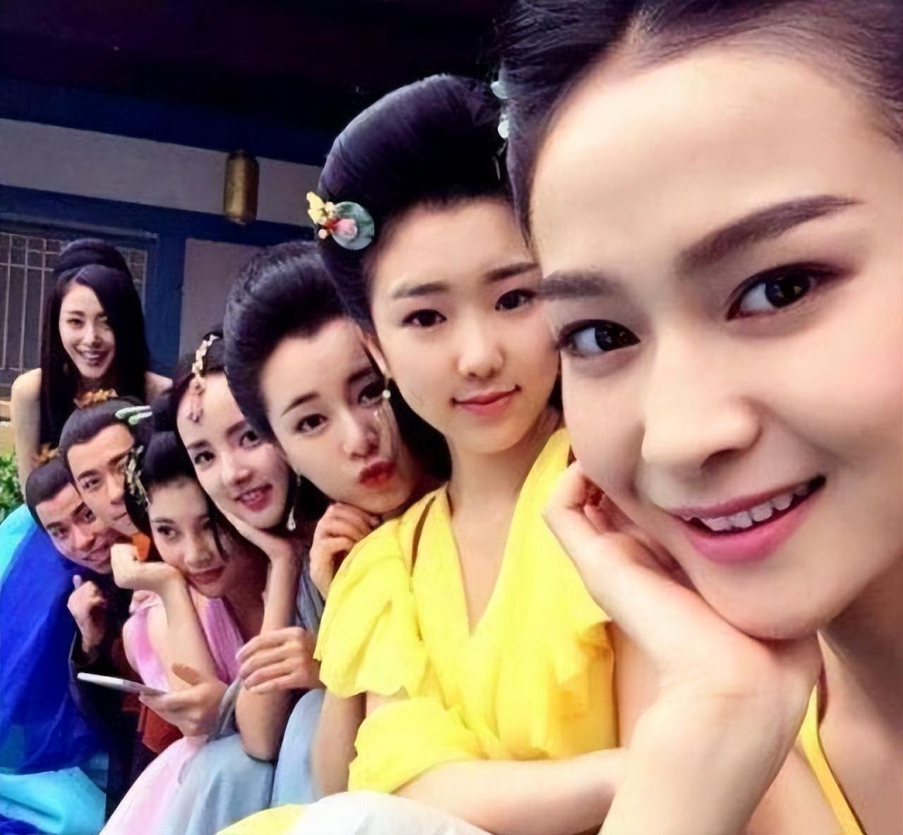 “出*身卖**体”日赚3000元，横店20万群演美女如云，却成为懒汉天堂