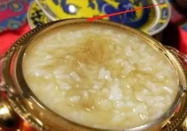 隐藏亿万富婆后续,每年参加红毯一毛不拔的林心如