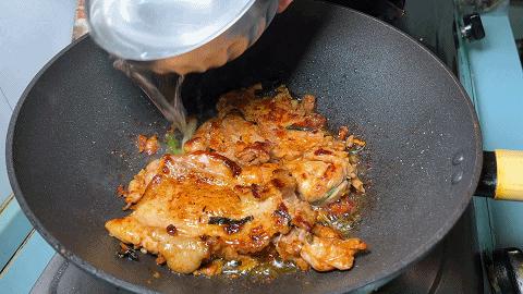 想吃奥尔良鸡腿饭在家就能做,奥尔良鸡腿饭的家常做法