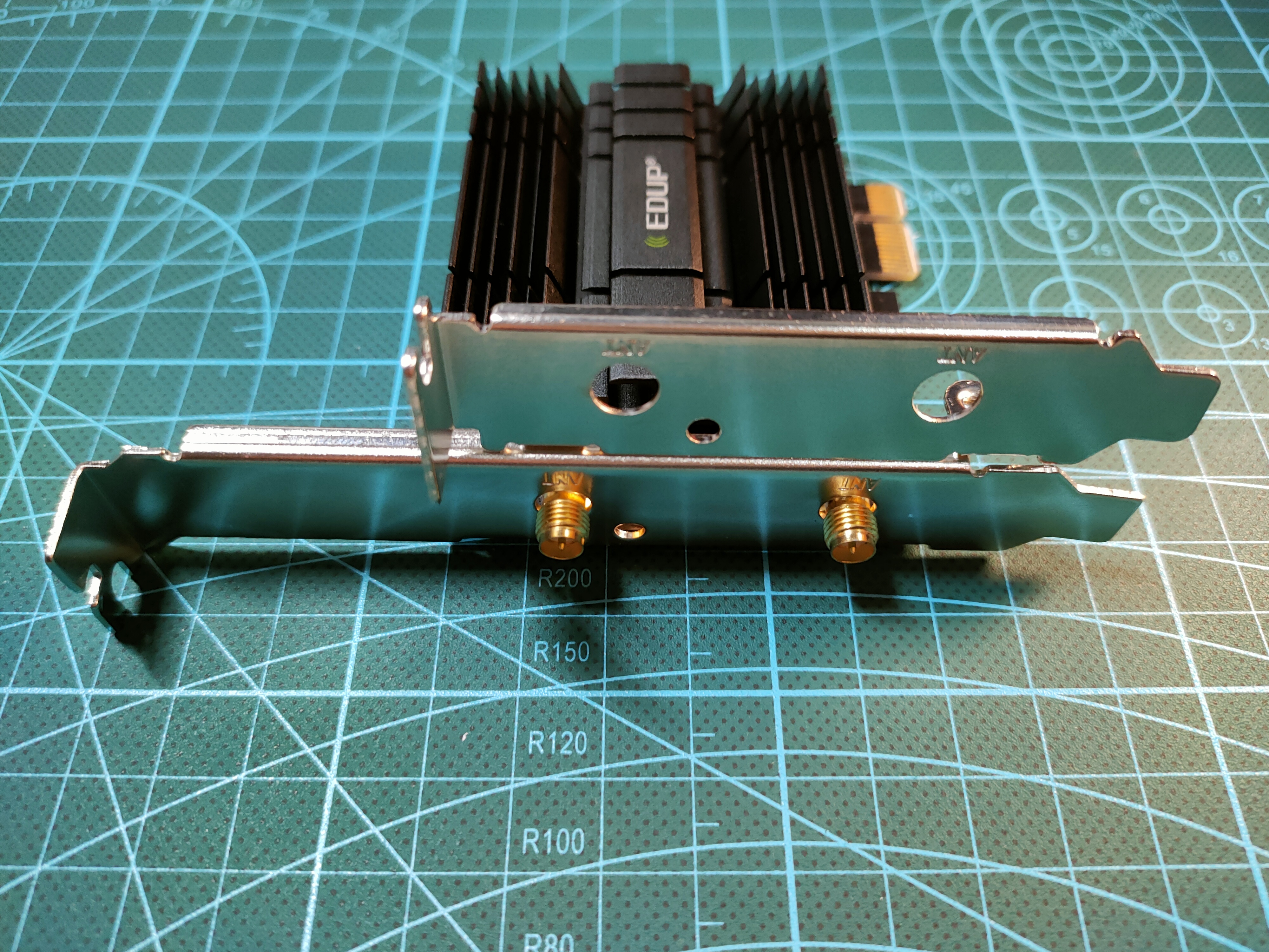 稳如网线翼联EDUP全新WiFi6PCIE无线网卡EP-9655GS开箱评测