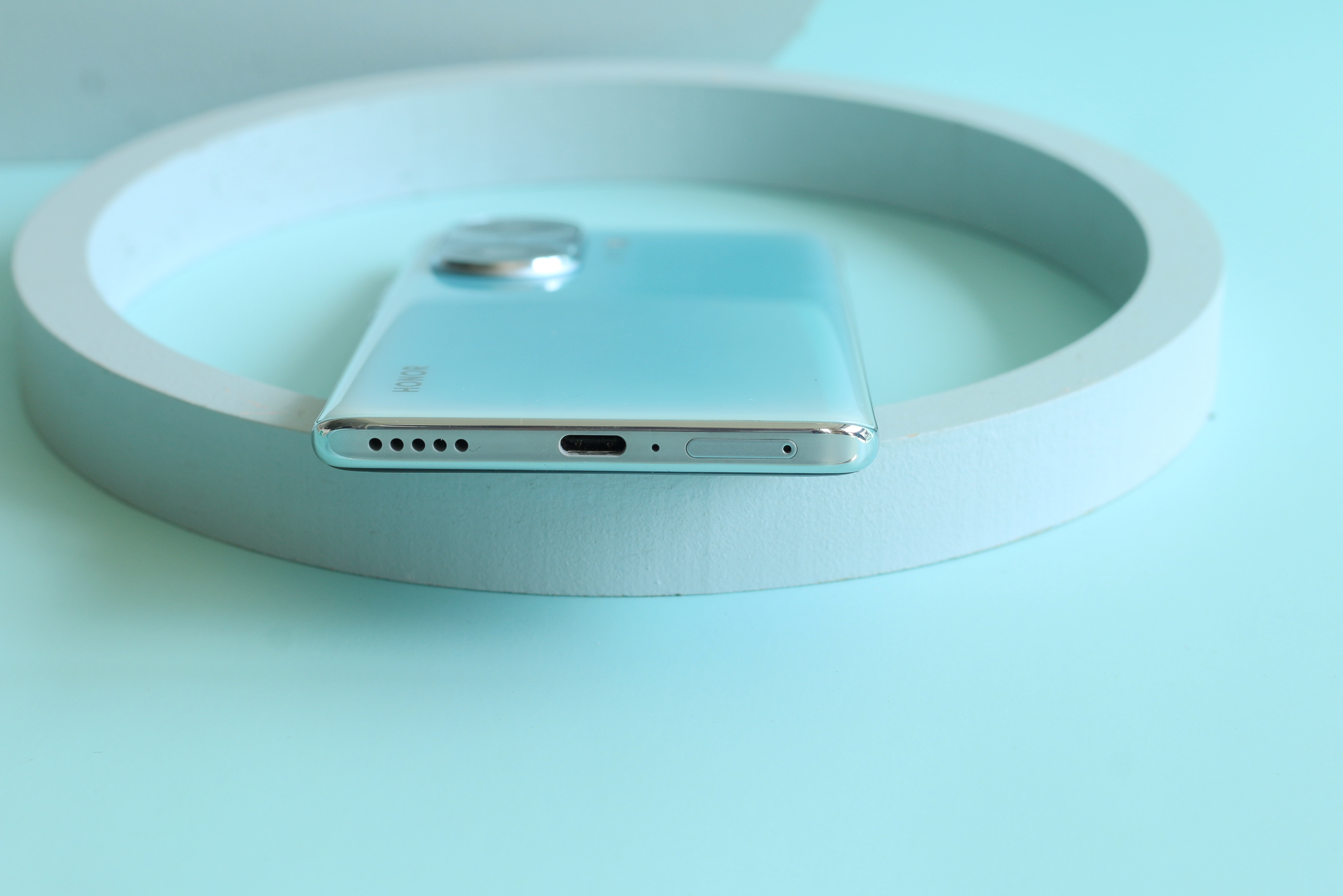 荣耀新出的手机荣耀60pro怎么样,荣耀60pro手机有哪些黑科技