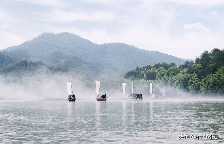 青山诗词经典赏析,关于描写青山的诗句古诗