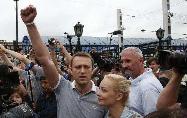 苹果暂停在俄销售关闭了什么功能,苹果关闭在俄销售的手机功能