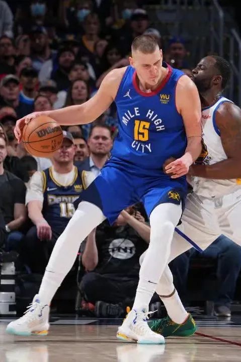 nba球星上脚球鞋2022排名,nba季后赛上脚