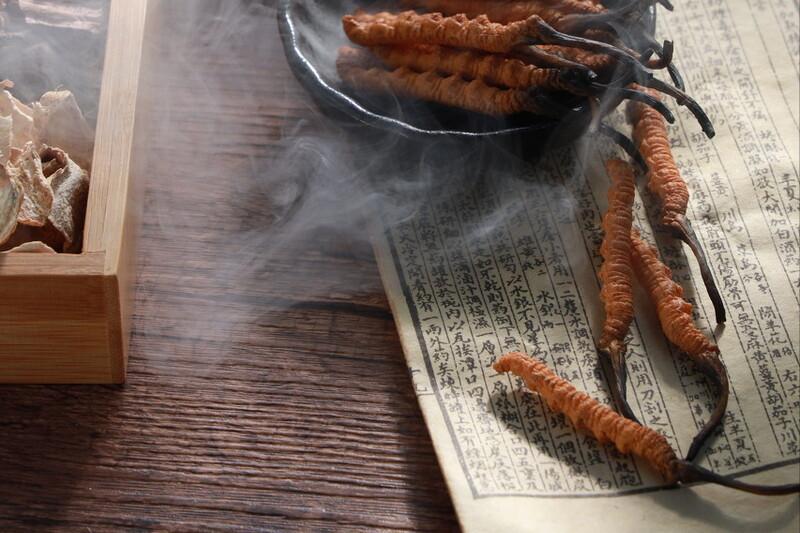 卵巢早衰的保养吃什么保健品,卵巢早衰中医如何治疗