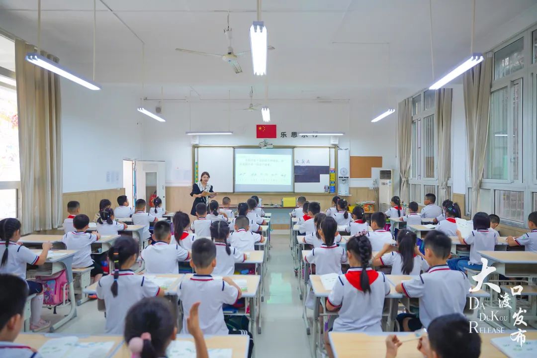 郭灿个人简历,郭灿艺术签名