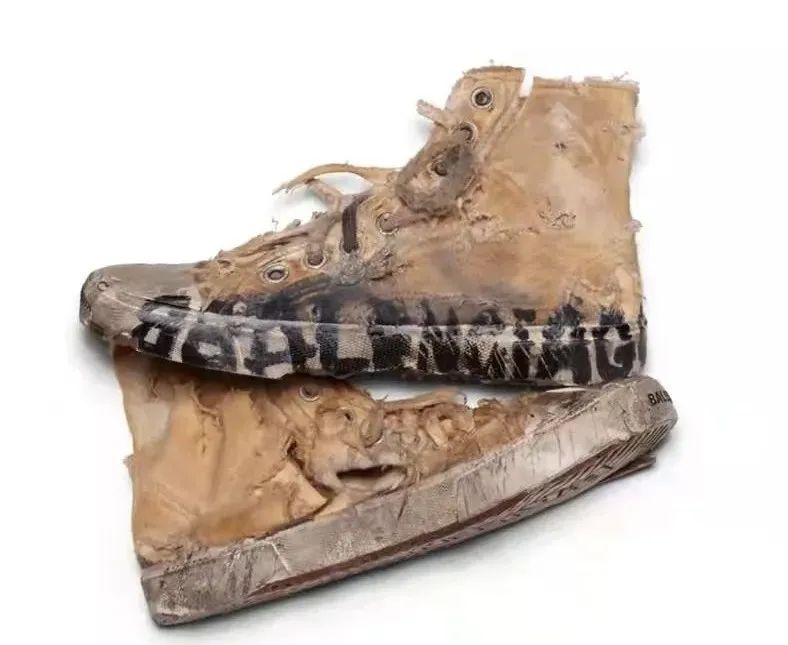 送男朋友巴黎世家哪款鞋子,巴黎世家哪款鞋送男友