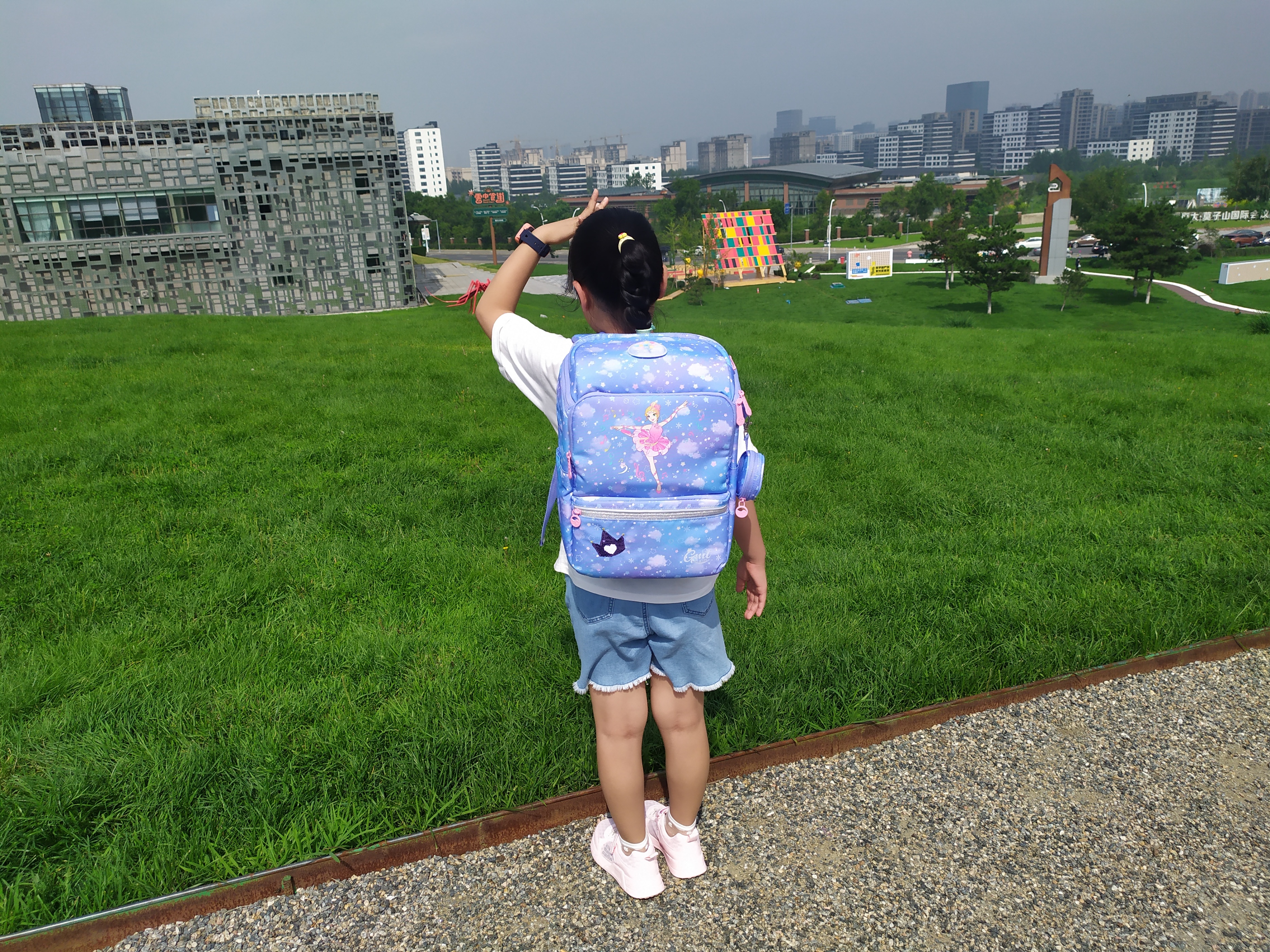 儿童减负护脊书包推荐,孩子护脊书包推荐