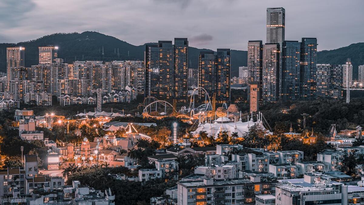 深圳欢乐谷夜场票可以玩哪些项目,深圳欢乐谷和东部华侨城哪个好玩