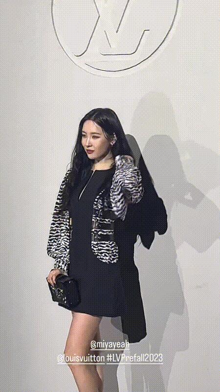 lv香港大秀龚俊衣服,看lv大秀