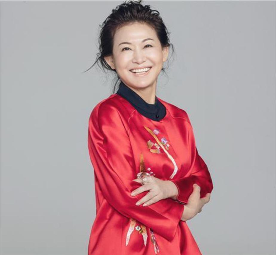 山东神秘女首富身价暴增至480亿,山东女首富狂赚555亿