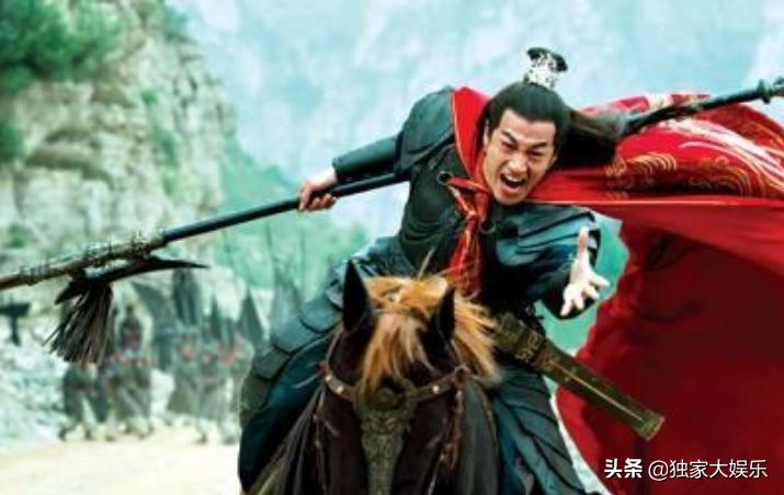 为什么只拍上半身,为什么只拍上半身镜头往下移