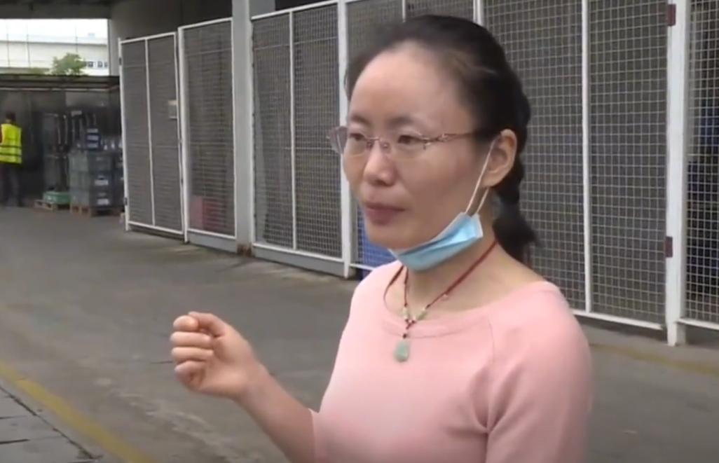 丈夫办公室恋情曝光,老公出轨女子办公室恋情曝光