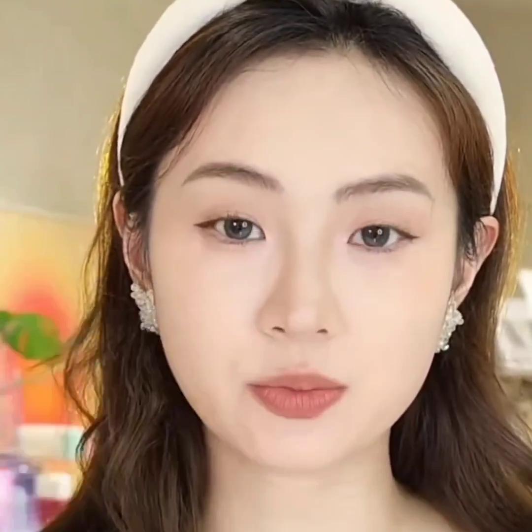 欧莱雅二代紫熨斗眼霜开箱,欧莱雅新年限量款眼霜