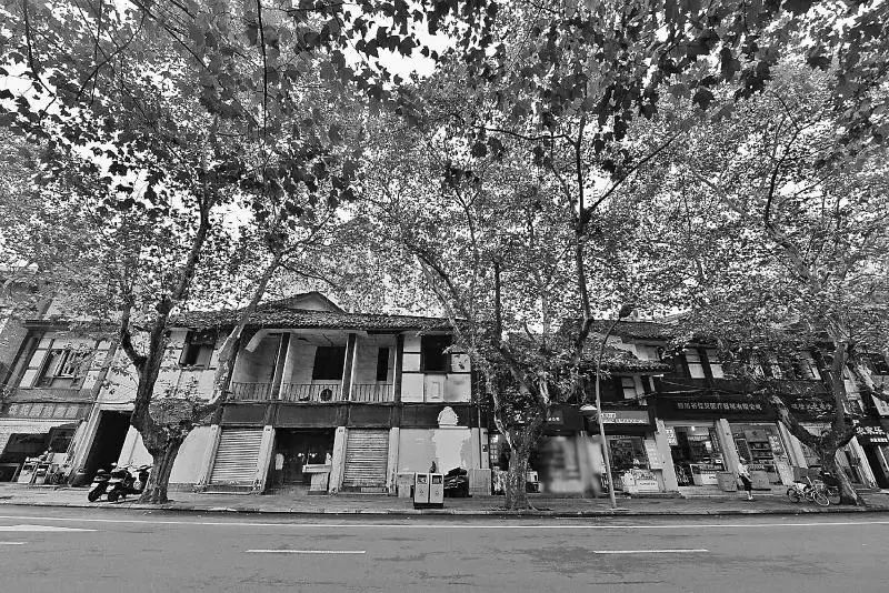 观夏相中的成都「祠堂街」