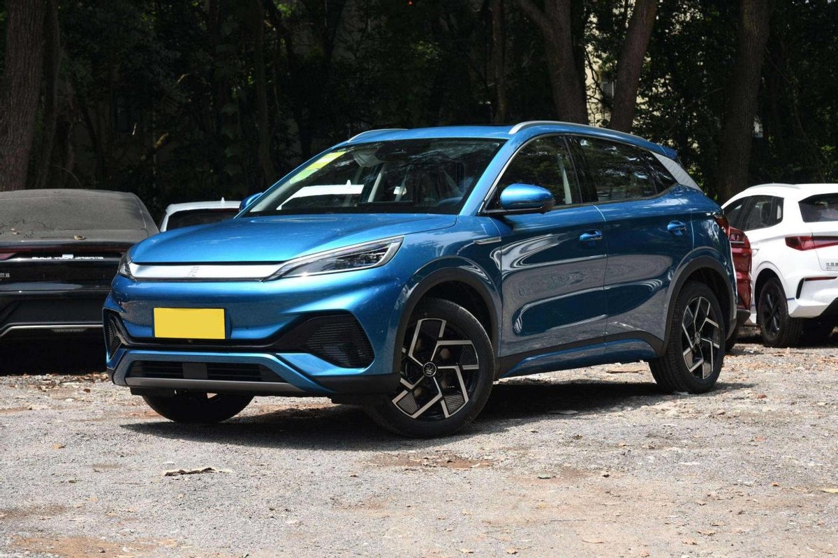 广汽合创z03潮享版续航510km,15万左右纯电混合的suv