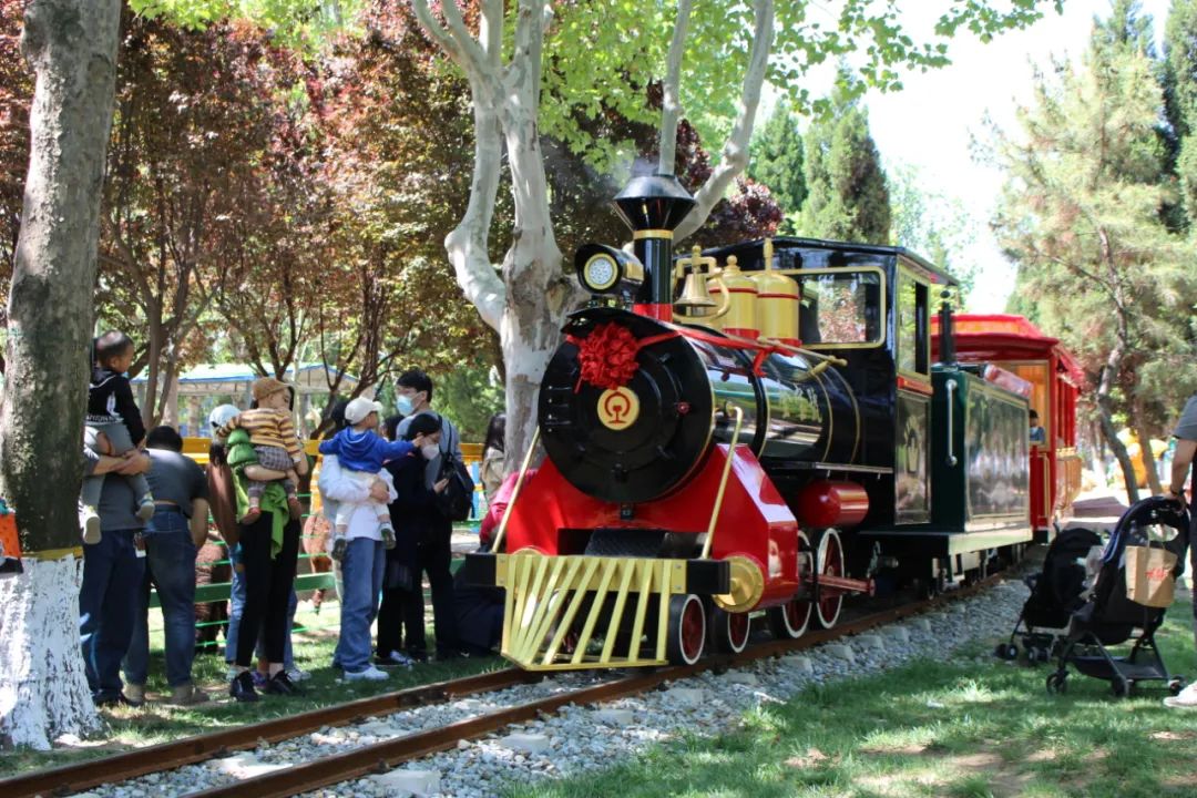 逛吃逛吃歌曲,逛吃逛吃大张伟