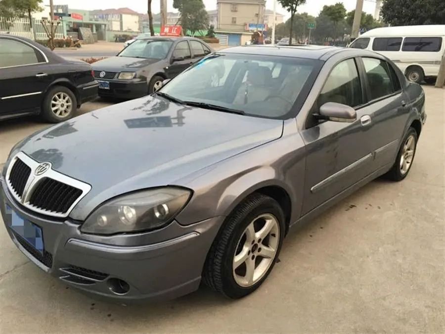 知豆新能源微型汽车续航300公里,丰田普锐斯06年刚出时报价