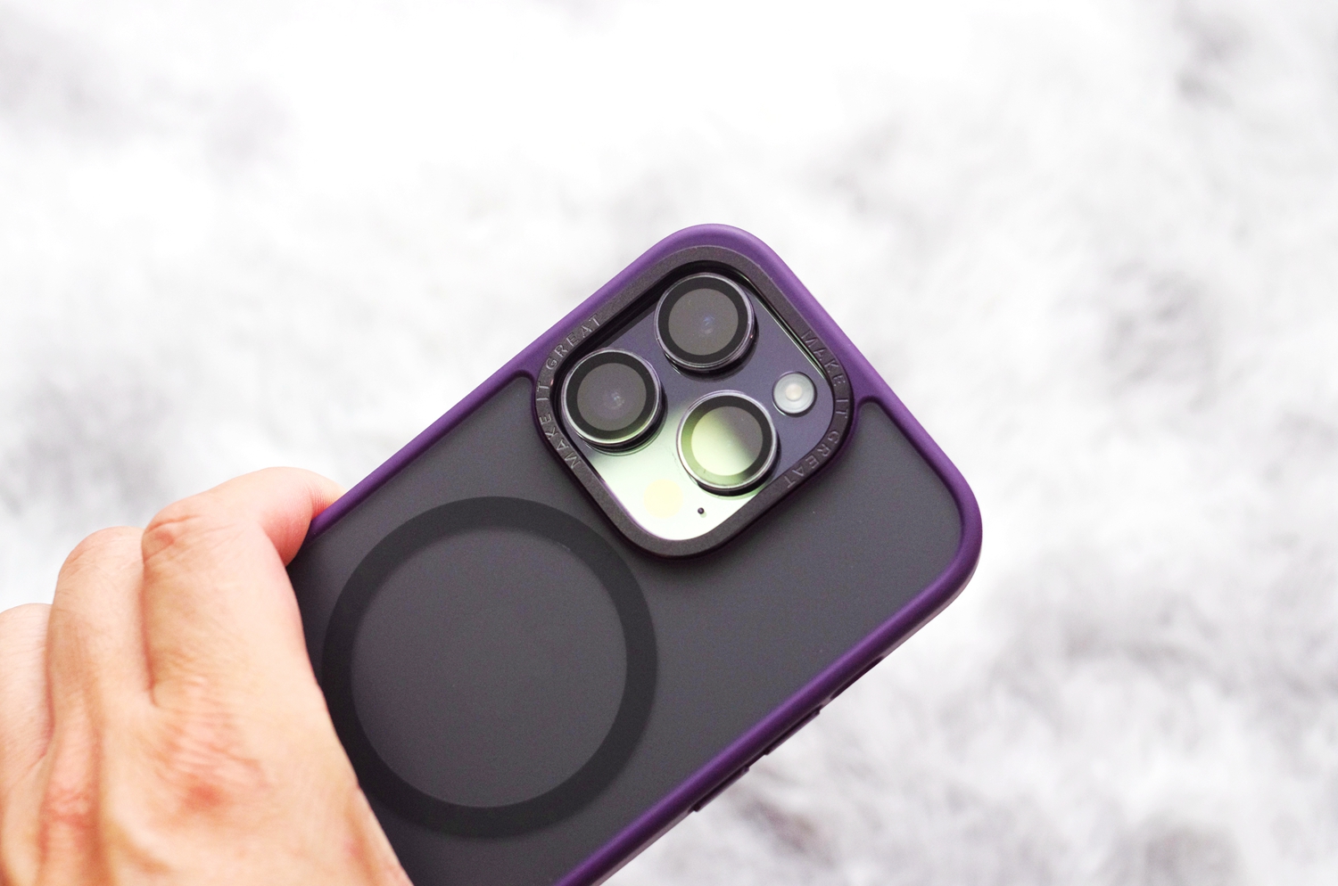 有容乃大的iPhone14Pro1T配件怎么买？超越“原厂”就对了