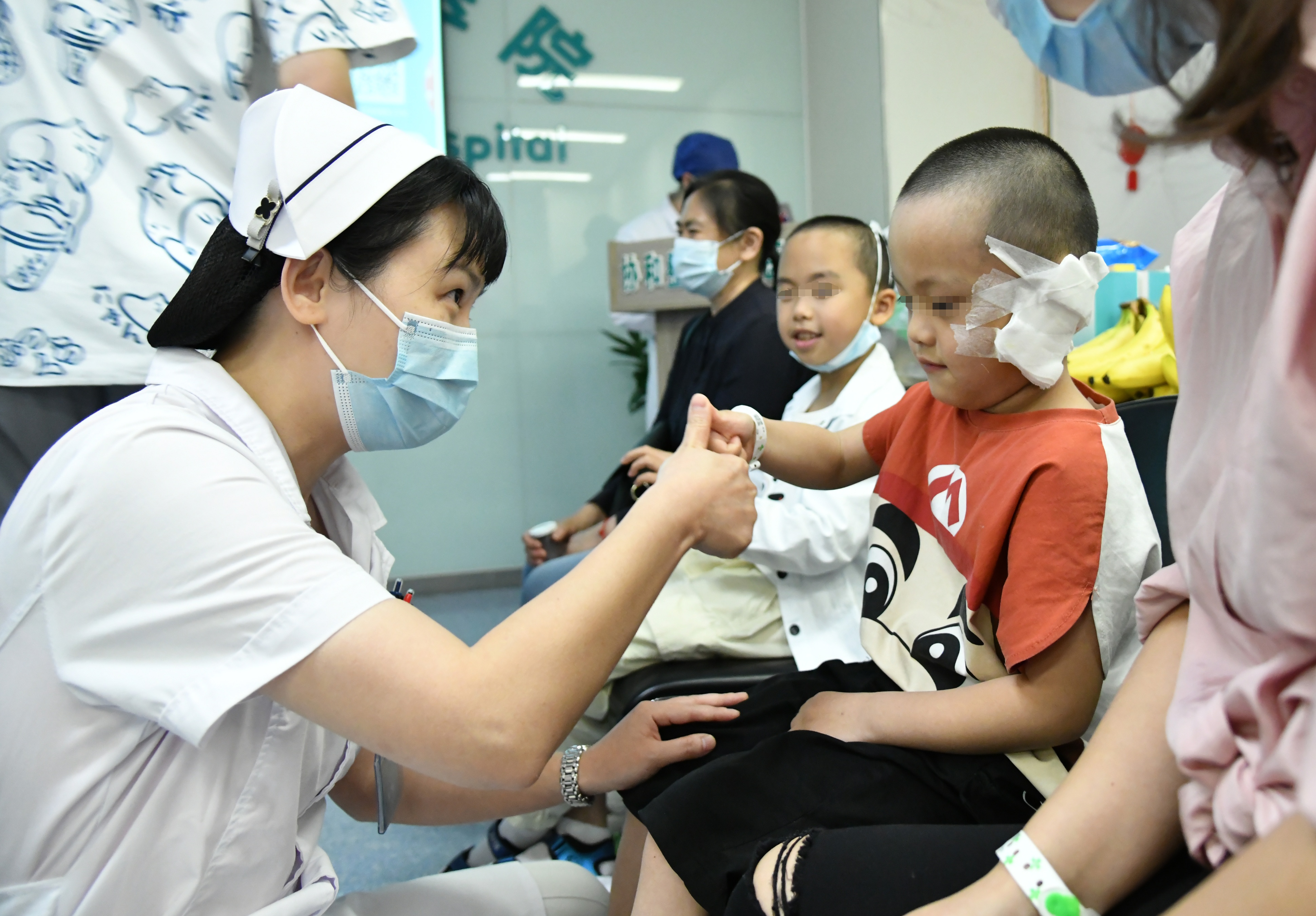 儿童节前收到患儿“暖心祝福”！协和专家为利川9岁男童“种”出新耳朵