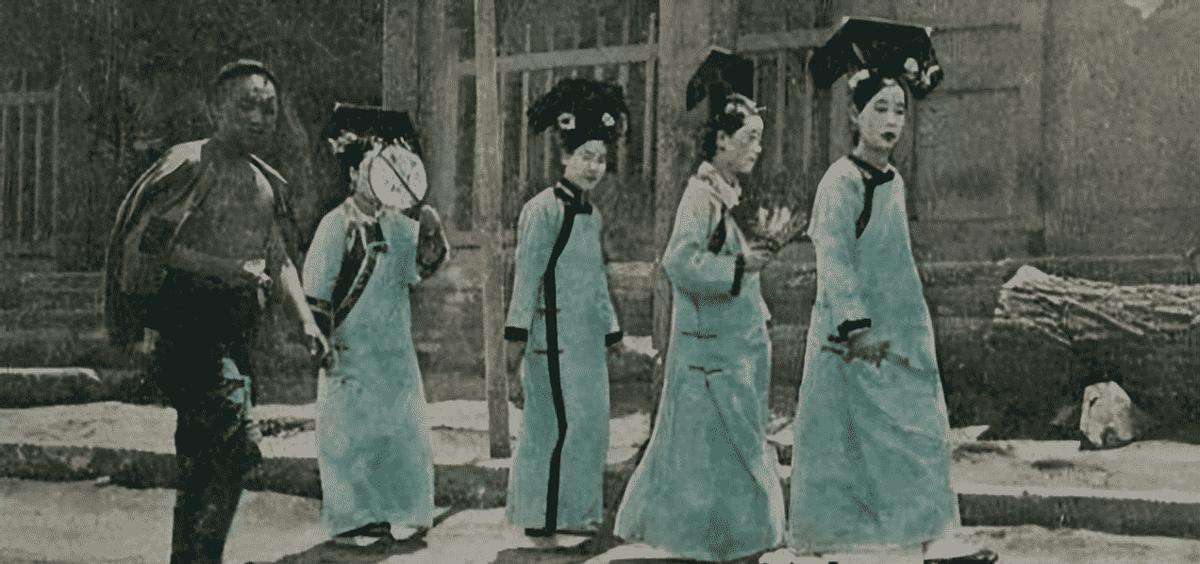 日军找“花姑娘”有多少*行暴**?老人回忆:日本兵没有一点人性2