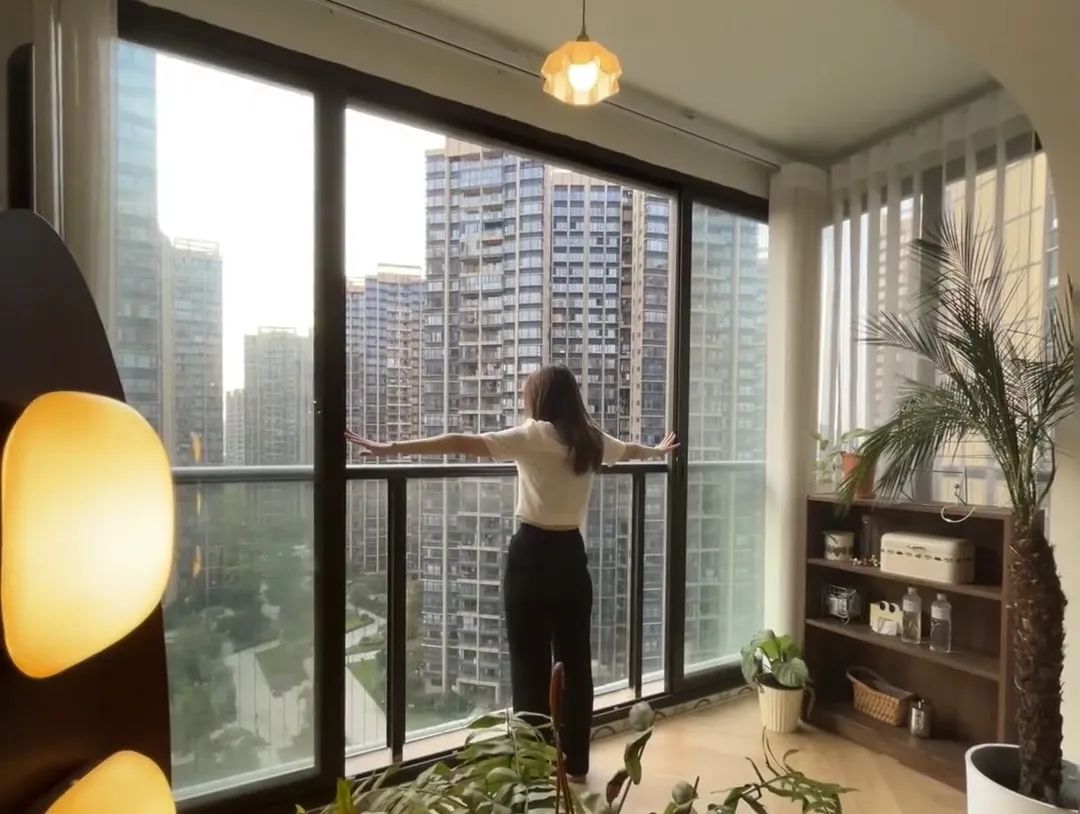 阳台推拉门拆除最小代价,把阳台推拉门拆了真的好吗