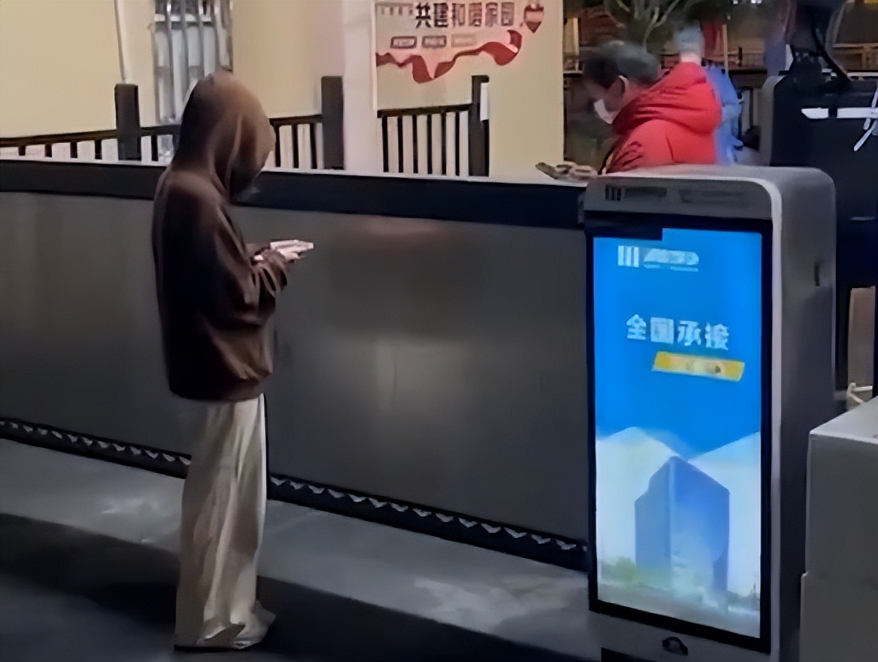 上海骑手代购6桶泡面要900,上海骑手代购六桶方便面20个鸡蛋