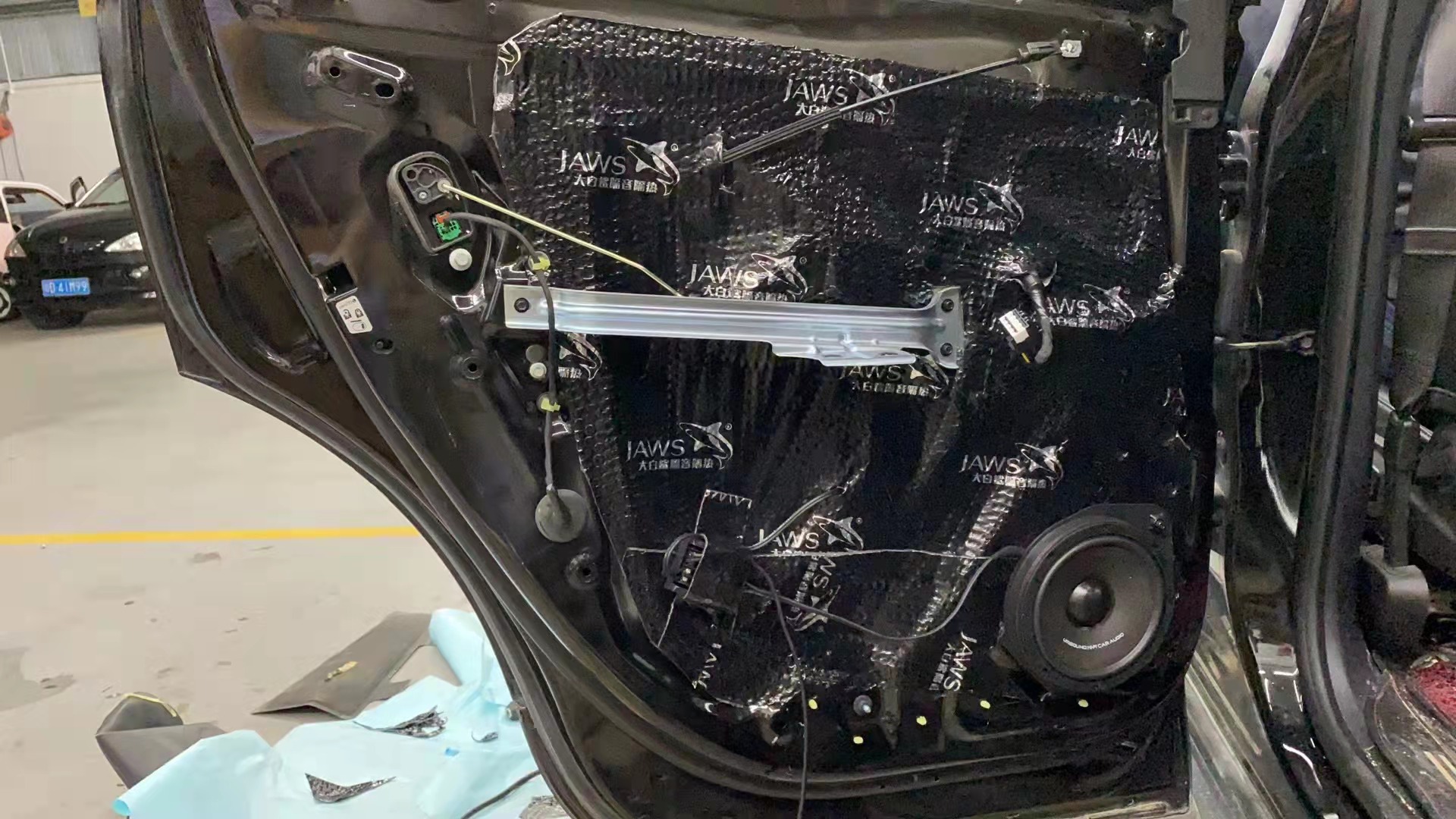 别克昂科威低音喇叭,别克昂科威音响改装