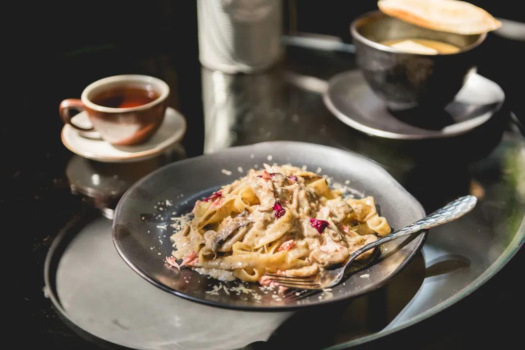 把食物制作成植物的餐厅，TheBloomingGallery满足你