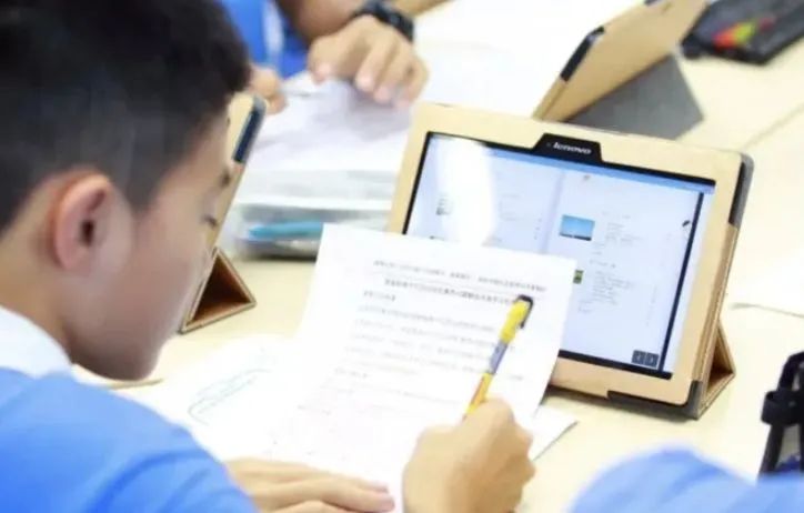 最近疯狂卖学习机,学习机卖断货