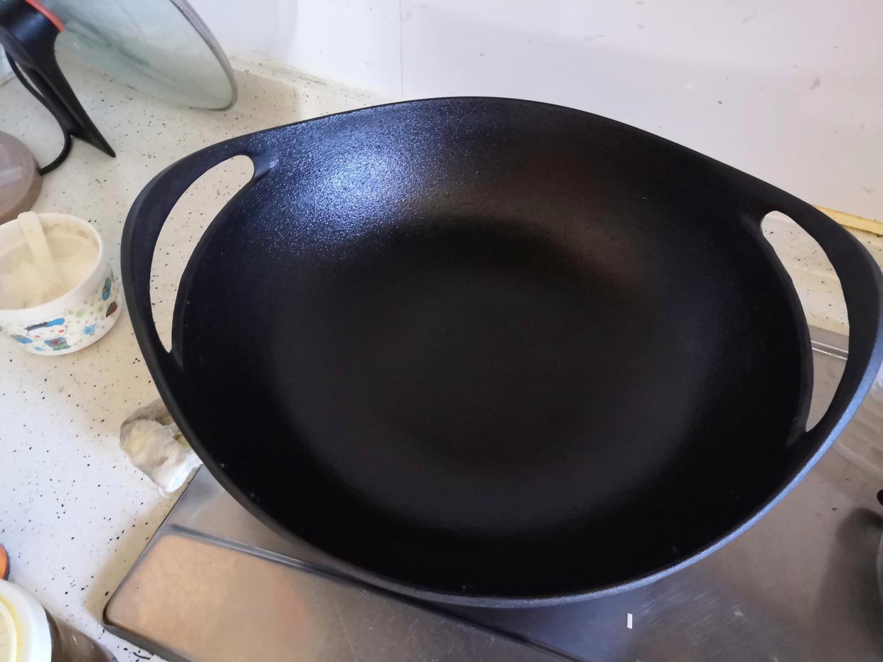 什么锅好用十大名牌铁锅,哪个牌子的生铁铁锅好