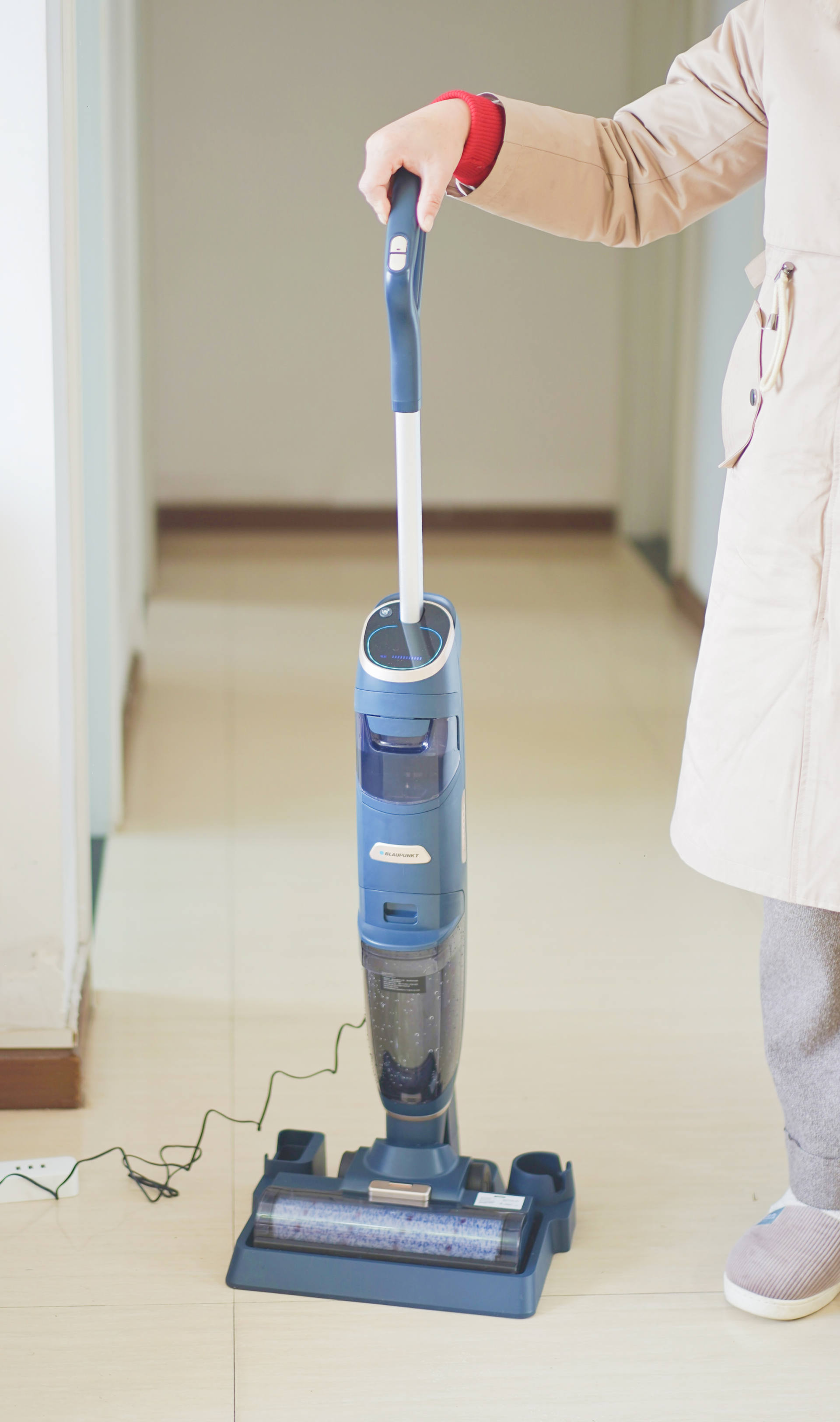 蓝宝洗地机详细使用教程,蓝宝洗地机和美的洗地机