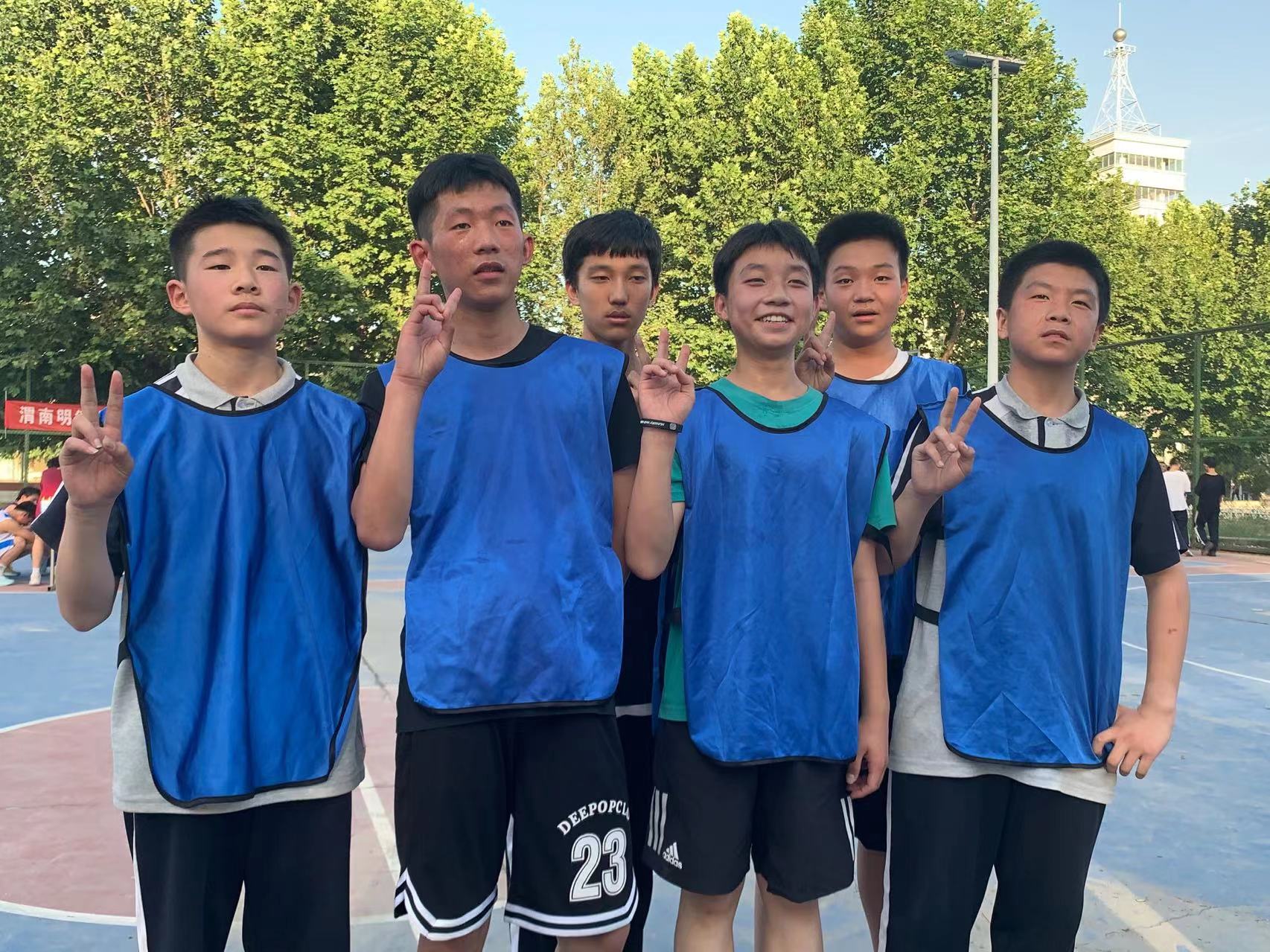 白朗县中学喜迎二十大篮球比赛,精彩纷呈的校园篮球比赛